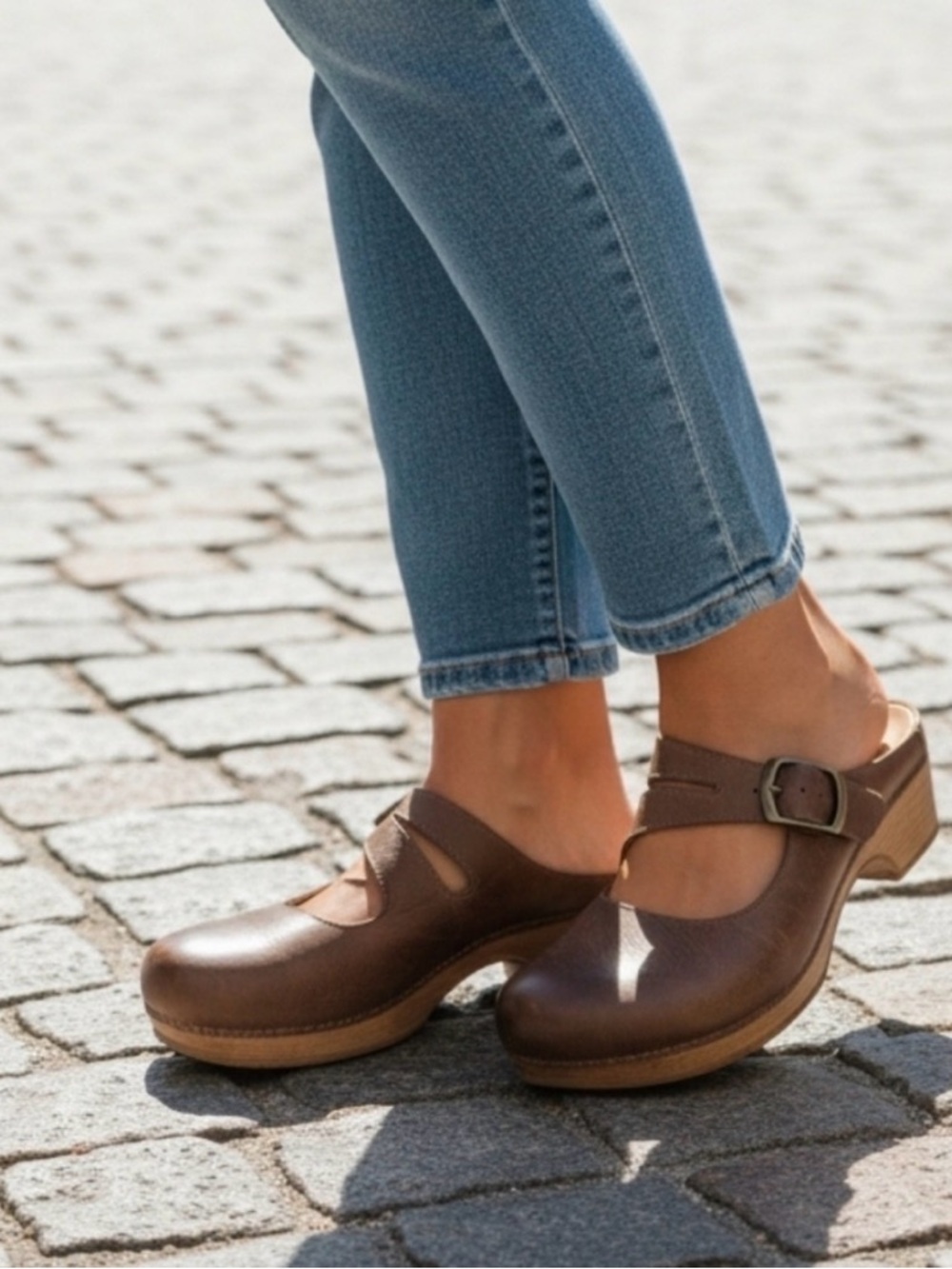 Dansko Britney Brown Leather Clogs Size 38 - 7.5-8
